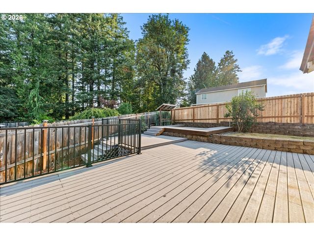 15653 JADE GLEN Ave, Sandy, OR 97055