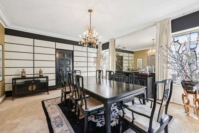 6731 S Cregier Avenue, Chicago, IL 60649