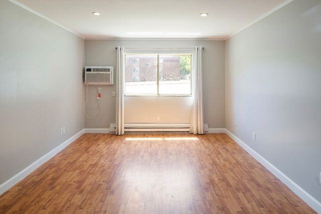 9 Weld St 14, Framingham, MA 01702