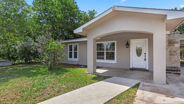 646 Ellor Dr, San Antonio, TX 78228