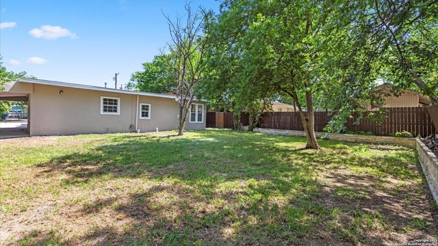 646 Ellor Dr, San Antonio, TX 78228