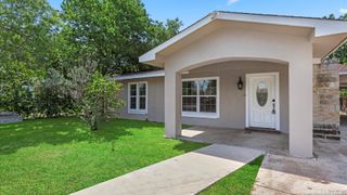 646 Ellor Dr, San Antonio, TX 78228