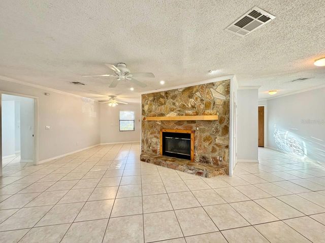 4112 BEACH DRIVE SE, St Petersburg, FL 33705