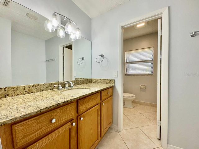 4112 BEACH DRIVE SE, St Petersburg, FL 33705