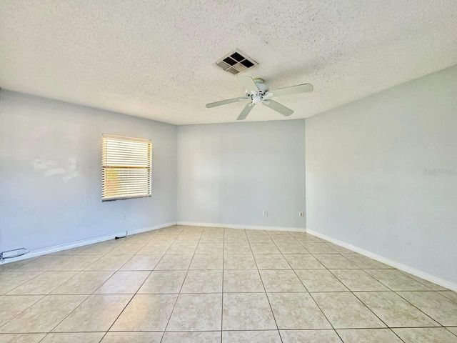 4112 BEACH DRIVE SE, St Petersburg, FL 33705