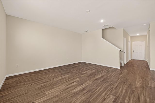 7202 Hobby Wind Ridge Drive, Houston, TX 77075