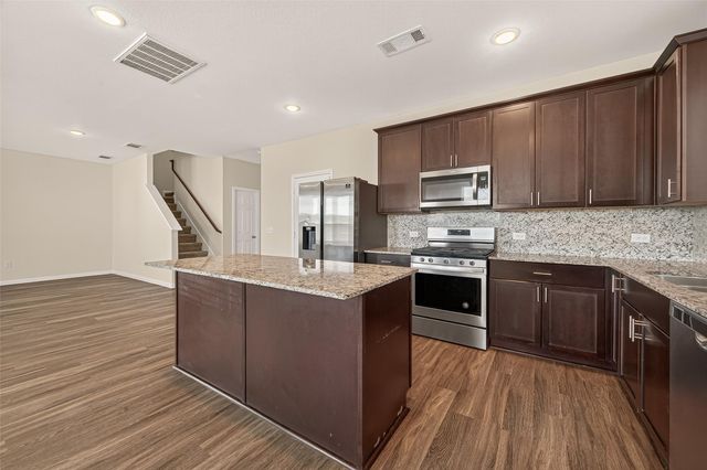 7202 Hobby Wind Ridge Drive, Houston, TX 77075