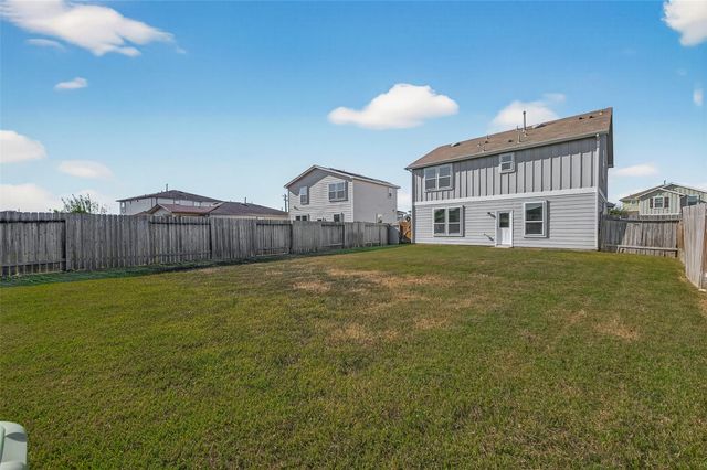 7202 Hobby Wind Ridge Drive, Houston, TX 77075