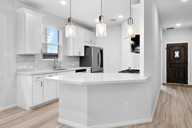 9119 Brixham Drive, Cypress, TX 77433