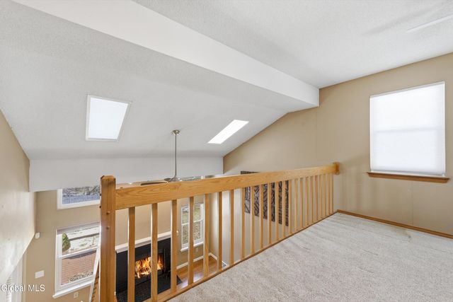 35 Heyden Road, Troy, NY 12180