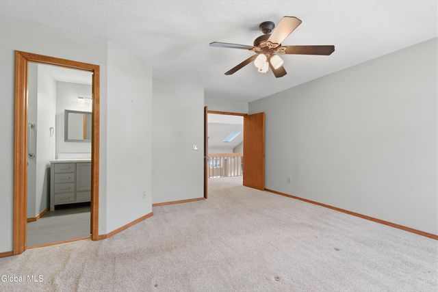 35 Heyden Road, Troy, NY 12180