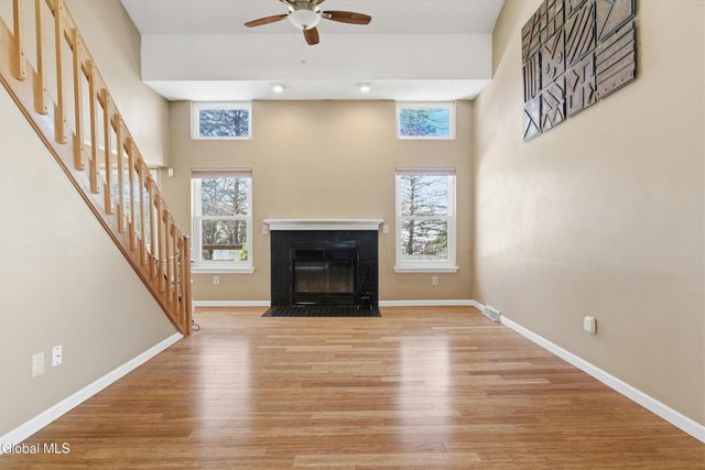 35 Heyden Road, Troy, NY 12180