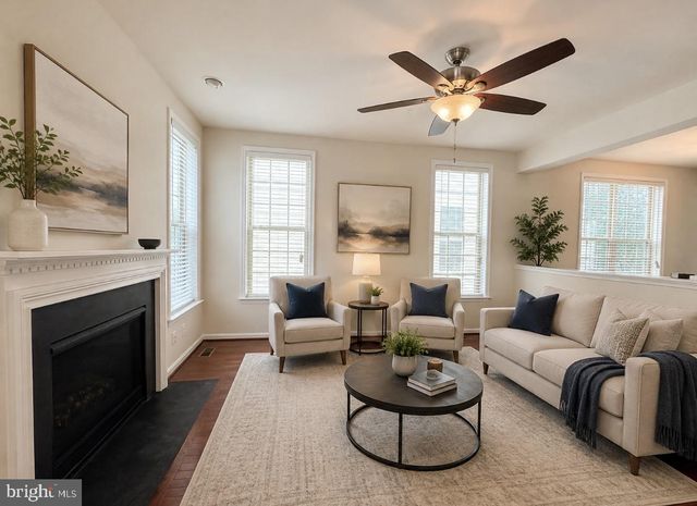 8912 TOWER PL, Lanham, MD 20706