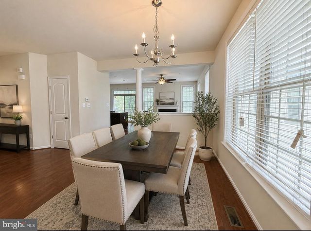 8912 TOWER PL, Lanham, MD 20706