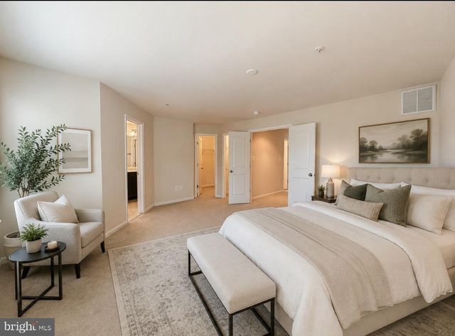 8912 TOWER PL, Lanham, MD 20706