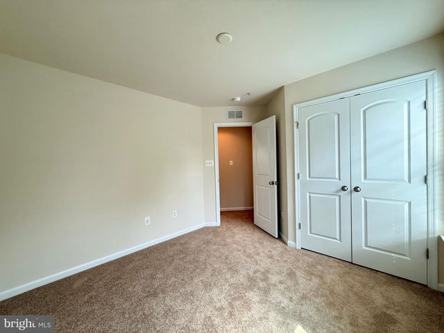 8912 TOWER PL, Lanham, MD 20706