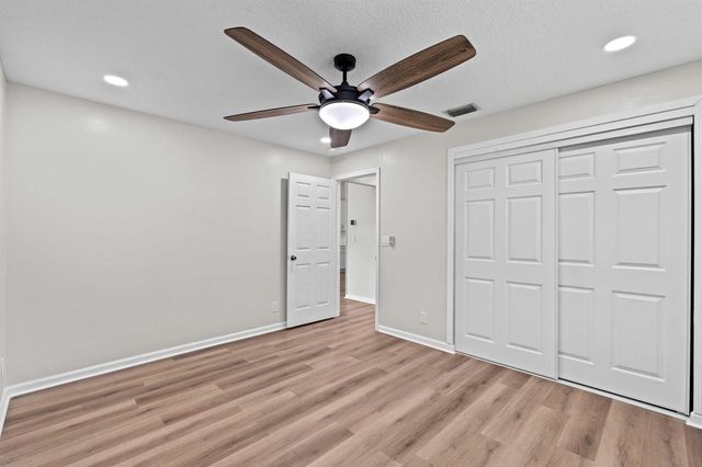 17104 76th Street N, Loxahatchee, FL 33470