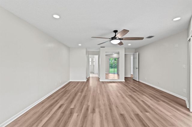 17104 76th Street N, Loxahatchee, FL 33470