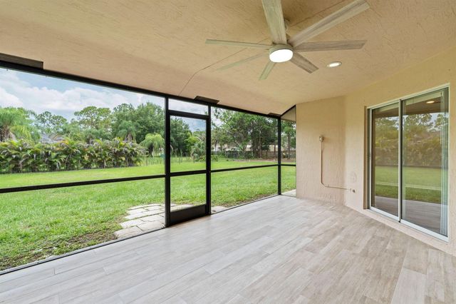 17104 76th Street N, Loxahatchee, FL 33470