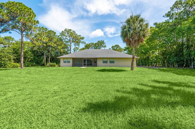 17104 76th Street N, Loxahatchee, FL 33470