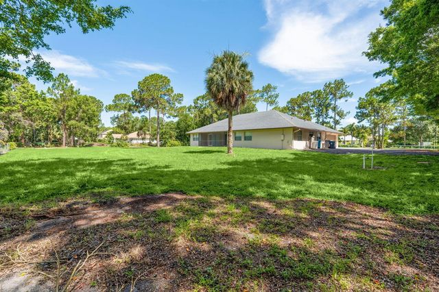 17104 76th Street N, Loxahatchee, FL 33470