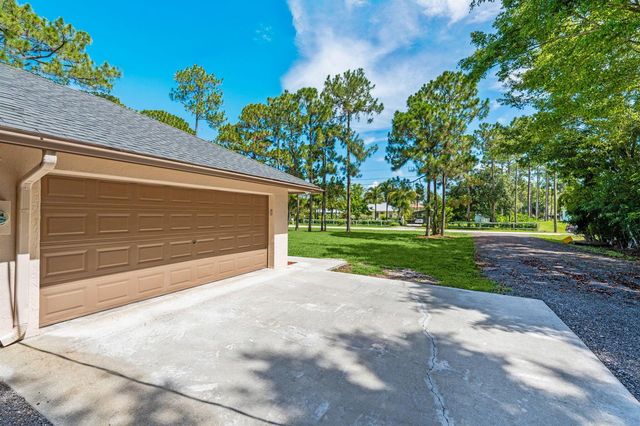 17104 76th Street N, Loxahatchee, FL 33470