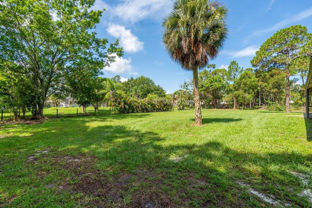 17104 76th Street N, Loxahatchee, FL 33470