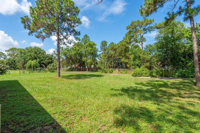 17104 76th Street N, Loxahatchee, FL 33470