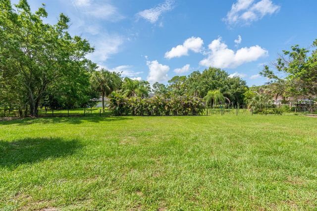 17104 76th Street N, Loxahatchee, FL 33470