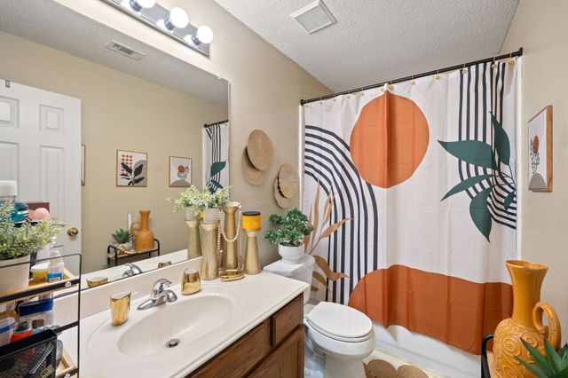 1418 Deville Circle, Garland, TX 75043