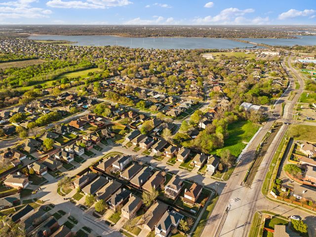 1418 Deville Circle, Garland, TX 75043