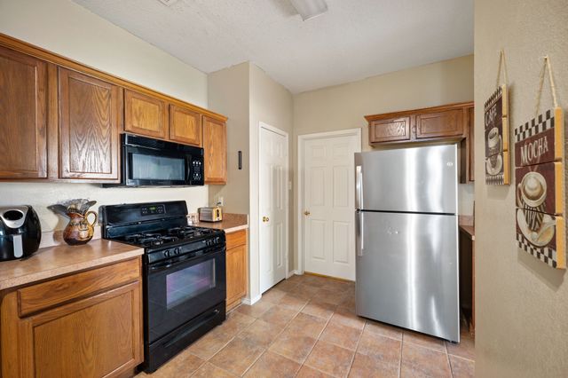 1418 Deville Circle, Garland, TX 75043