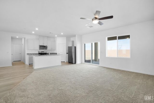 507 Elderberry Place, Shafter, CA 93263