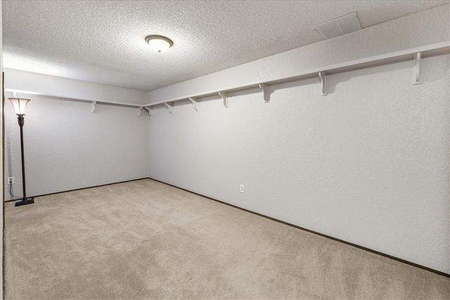 31 Abingdon Lane, Bella Vista, AR 72715