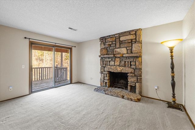 31 Abingdon Lane, Bella Vista, AR 72715