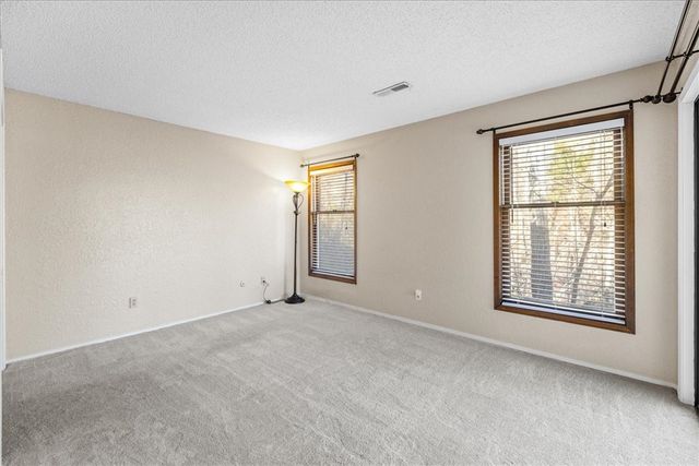 31 Abingdon Lane, Bella Vista, AR 72715