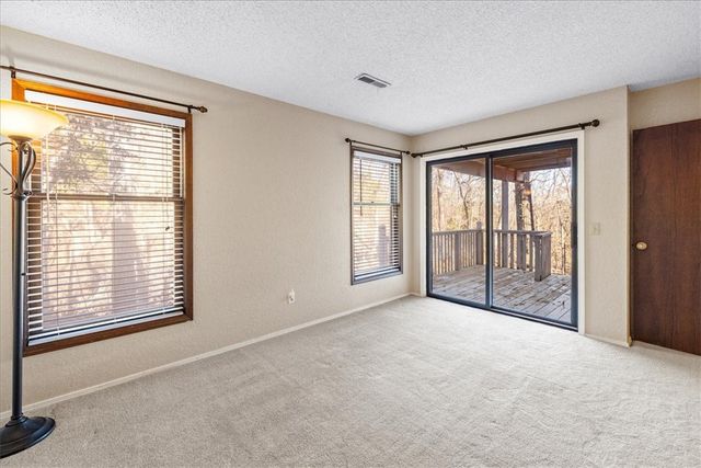 31 Abingdon Lane, Bella Vista, AR 72715