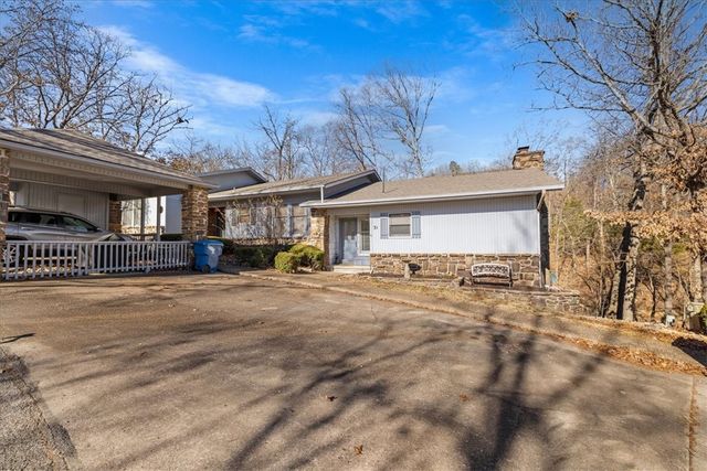 31 Abingdon Lane, Bella Vista, AR 72715