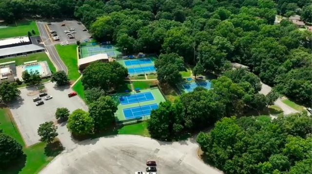 31 Abingdon Lane, Bella Vista, AR 72715