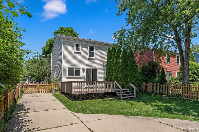 16249 Birwood Avenue, Beverly Hills, MI 48025