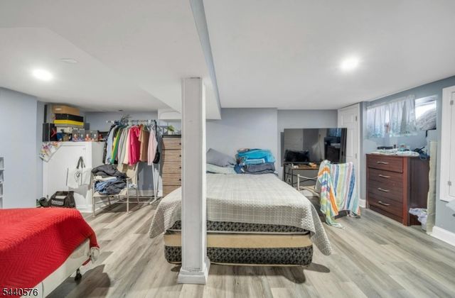 213 Glenside Pl, North Plainfield Boro, NJ 07060