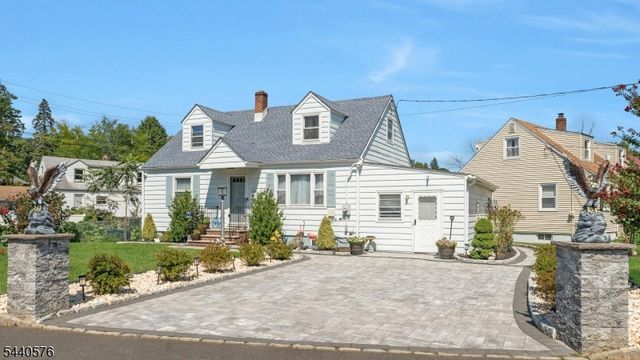 213 Glenside Pl, North Plainfield Boro, NJ 07060