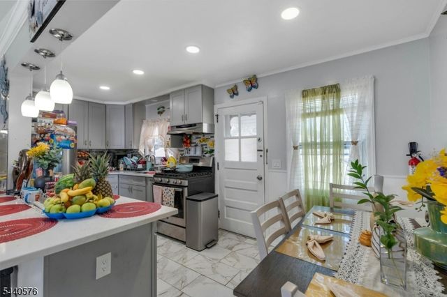 213 Glenside Pl, North Plainfield Boro, NJ 07060