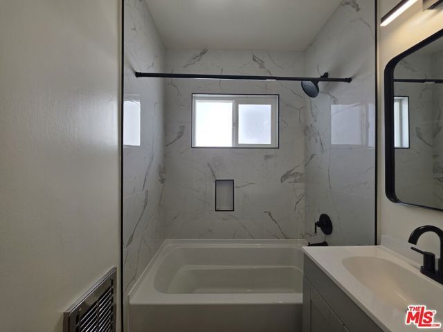 1411 Innes Place 4, Venice (los Angeles), CA 90291