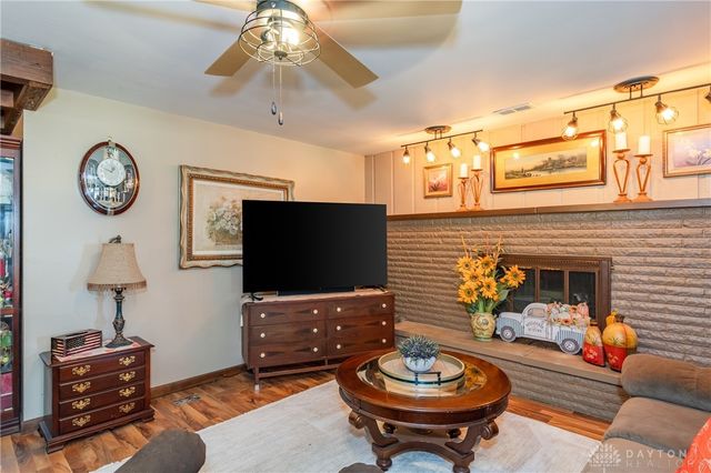 6060 Detrick Road, Tipp City, OH 45371