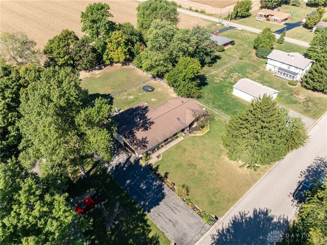 6060 Detrick Road, Tipp City, OH 45371