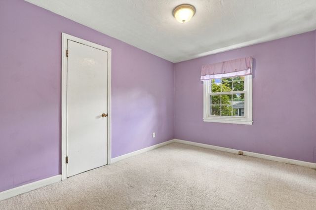 9 Spring Terrace, Shrewsbury, MA 01545