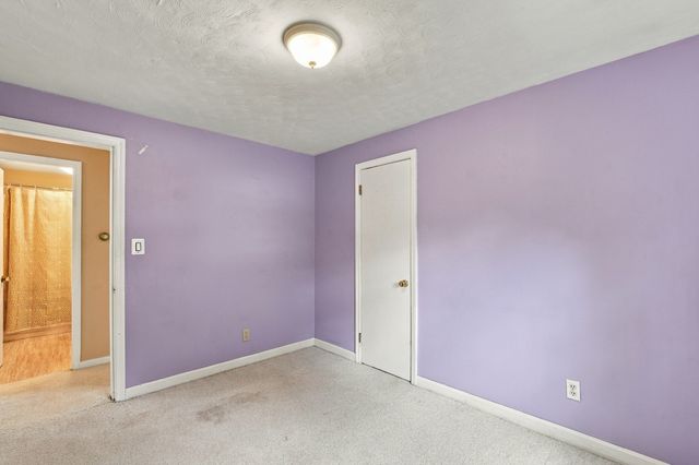 9 Spring Terrace, Shrewsbury, MA 01545