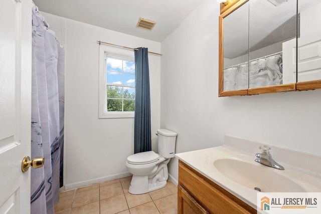 716 Carlock Avenue, Perth Amboy, NJ 08861