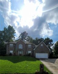 515 Carriage Walk Court, Stone Mountain, GA 30087